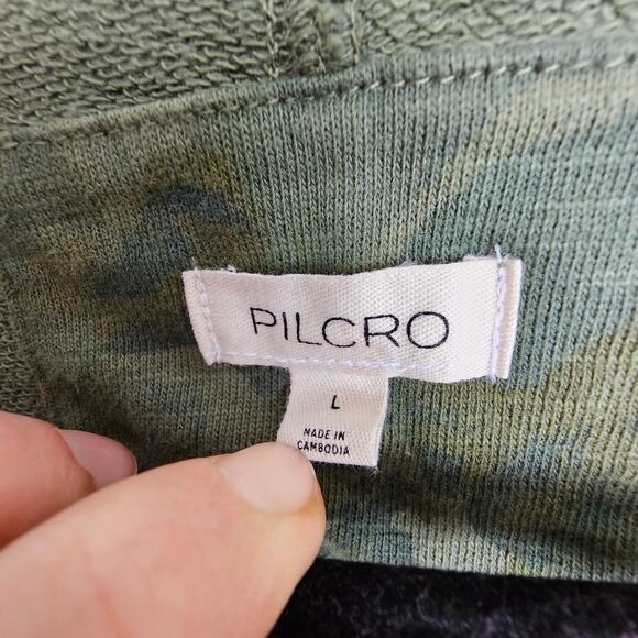 PILCRO Anthropologie Camo Reworked Popover V-Neck Boxy Hi-Low Sweatshirt Size L - Picture 7 of 10